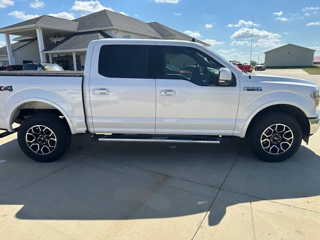 2019 Ford F-150 LARIAT 4WD SuperCrew 5.5' Box